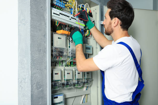 Best Emergency Electrical Repair  in Idylwood, VA